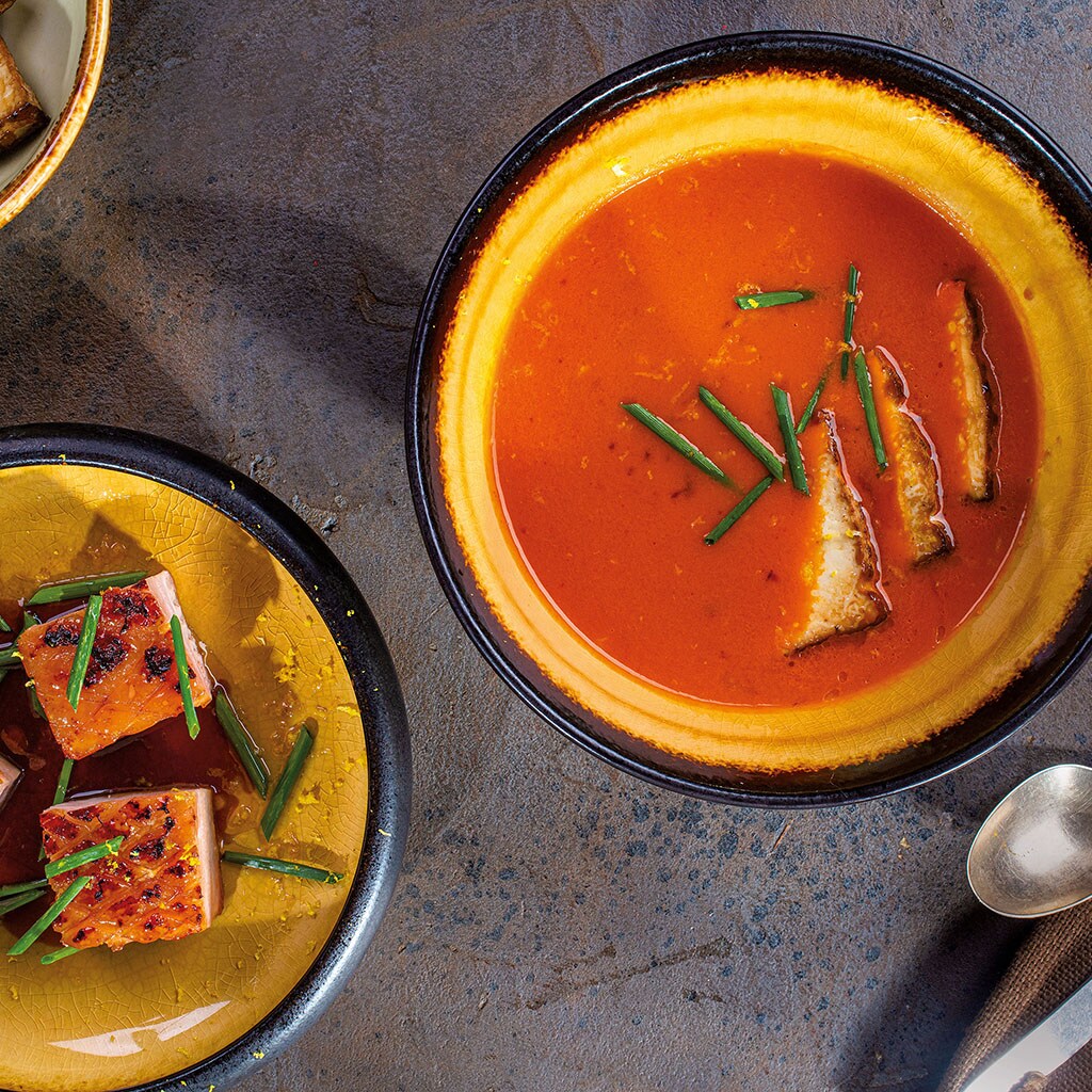 Krémová polievka z pečenej papriky s Teriyaki bôčikom Krémová polievka z pečenej papriky s Teriyaki bôčikom